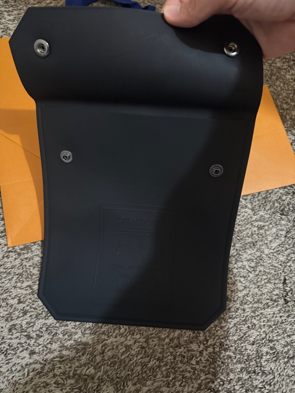 Louis Vuitton Black Rubberized Men’s Pouch - Picture 3 of 5
